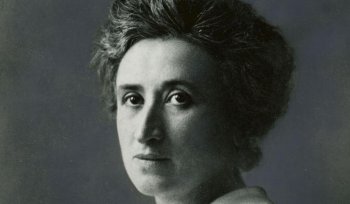 Rosa Luxemburg and Challenges for a Socialism of the Twentyfirst Century (German)