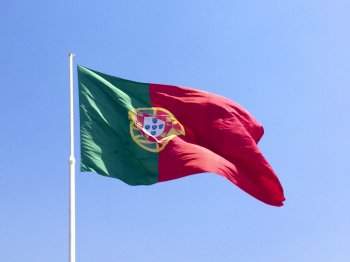 In the Portuguese local elections, an easy win for the center over a split left and a fragile far-right